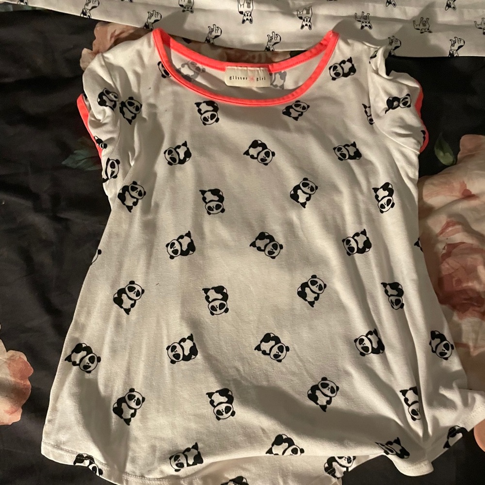 Panda tee